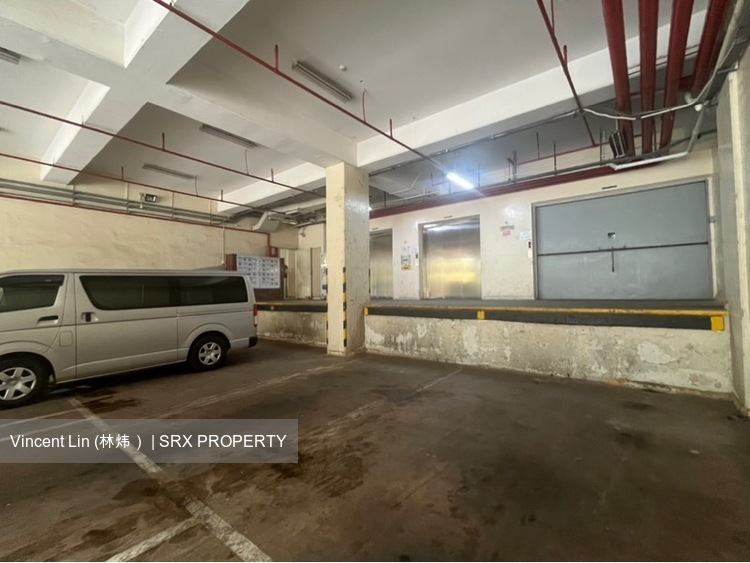 Kewalram Hillview (D23), Warehouse #592861391